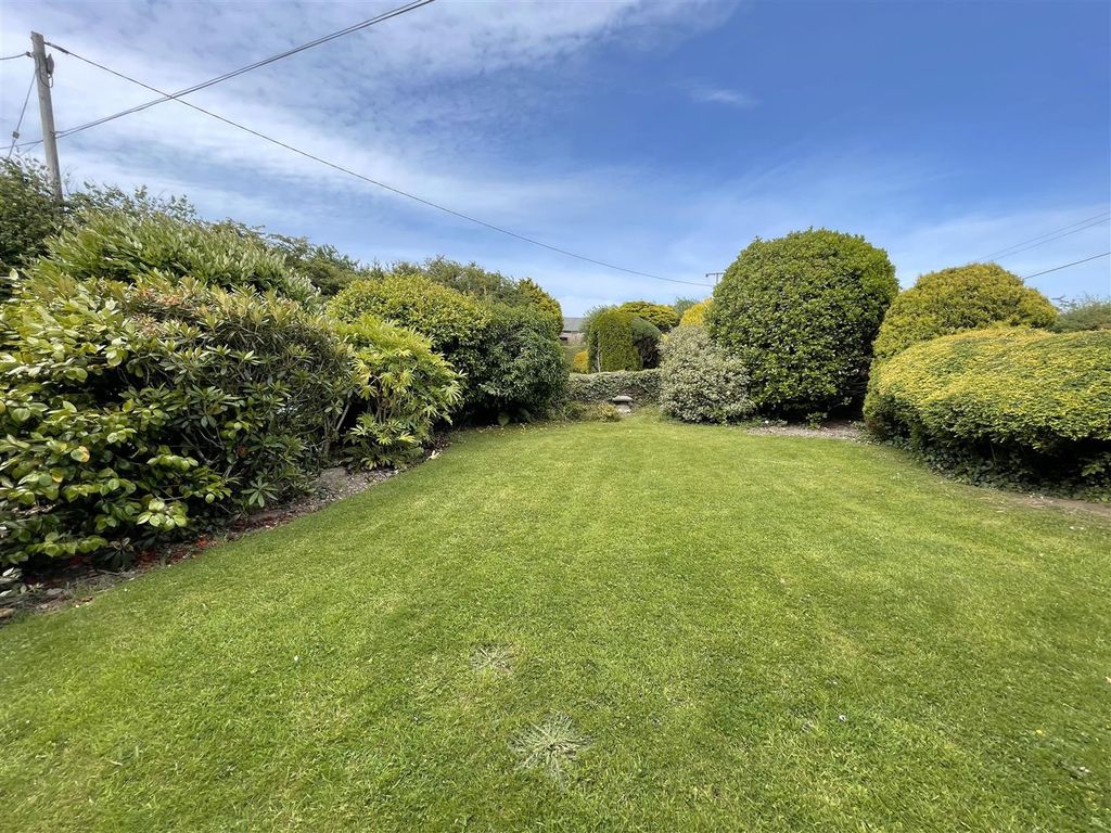 Property photo 2 of 23 Garden 2.Jpg