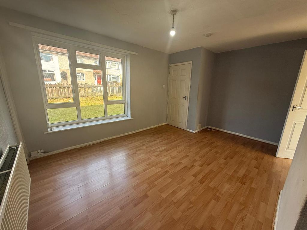 Property photo 2 of 7 Jenkins Front Room.Jpeg