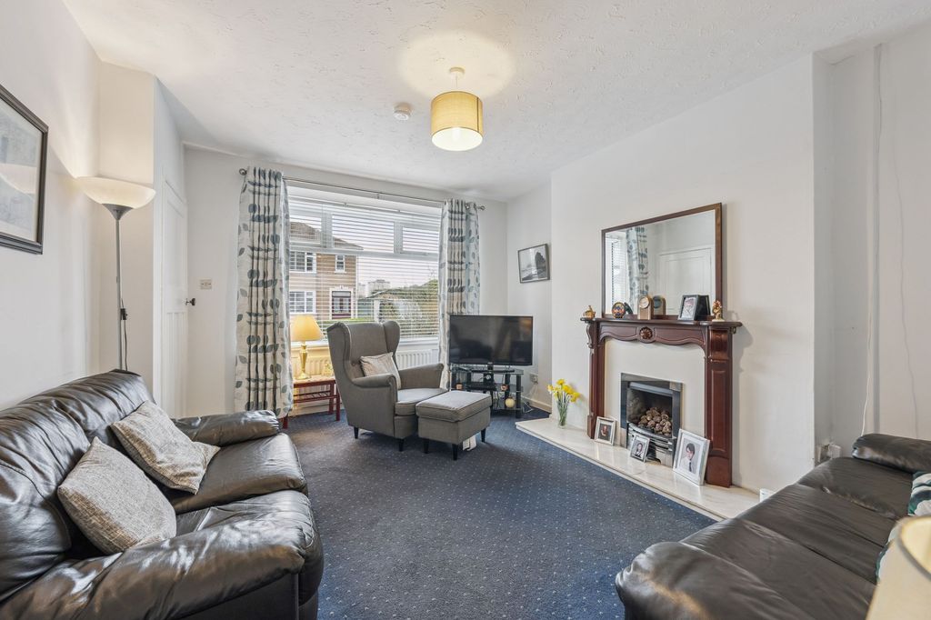 Property photo 3 of 20