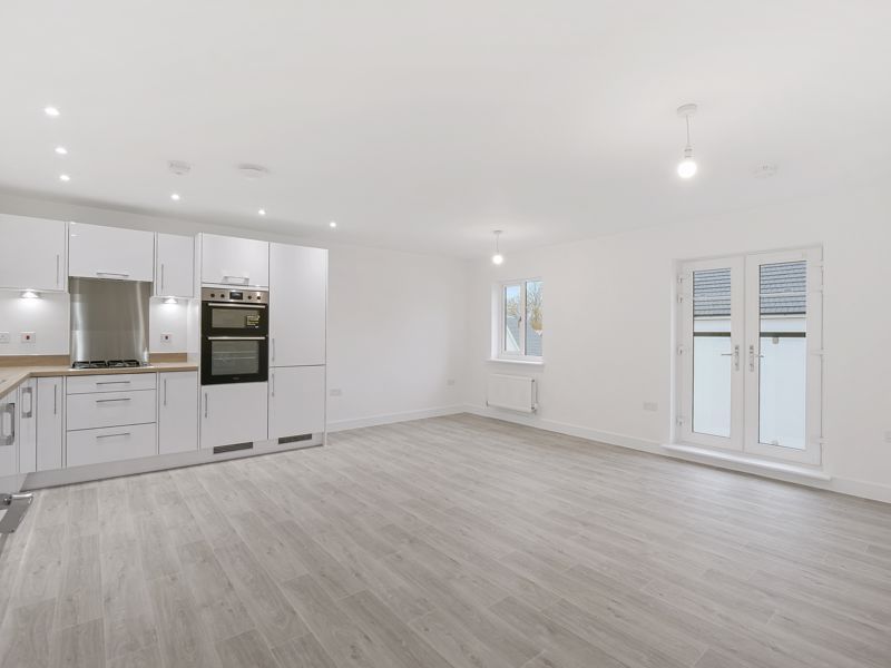 Property photo 2 of 15 Photo 11