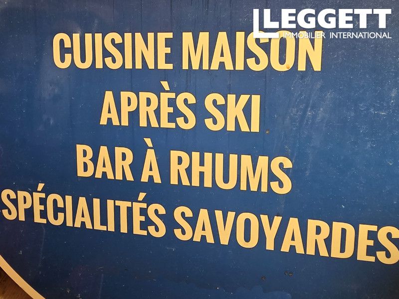 Property photo 1 of 2