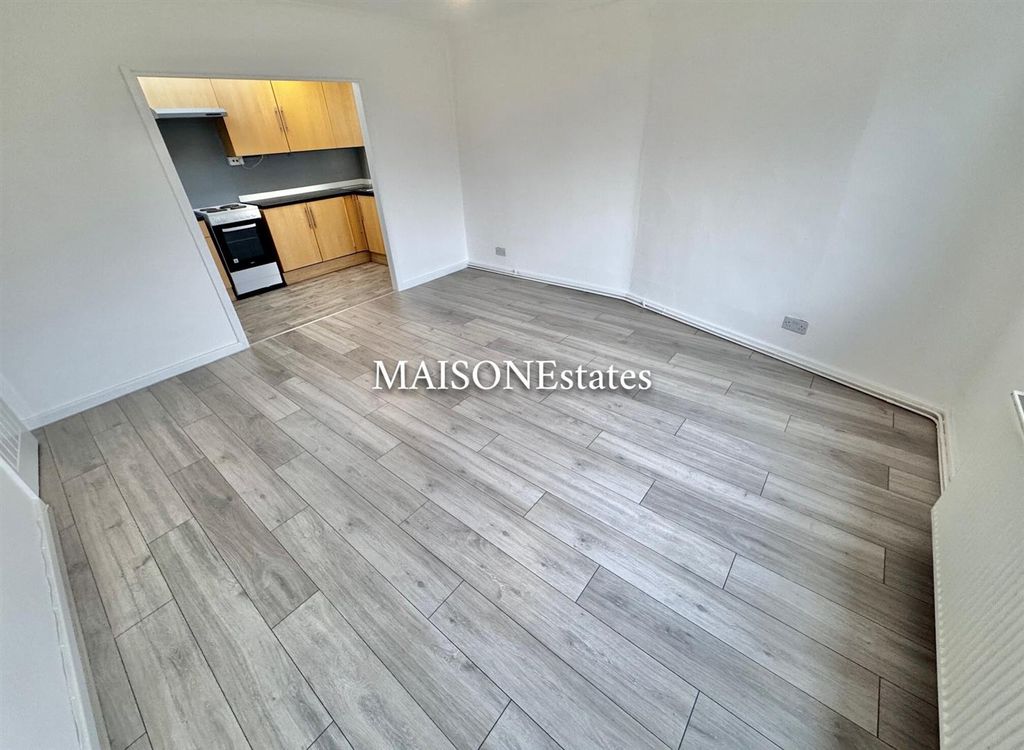 Property photo 2 of 8 Lounge Diner.....Jpg