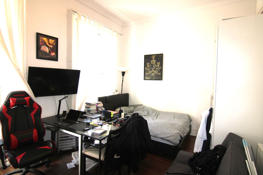 Property photo 2 of 4