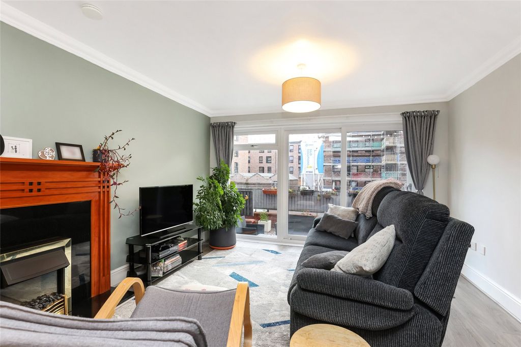 Property photo 2 of 19 2