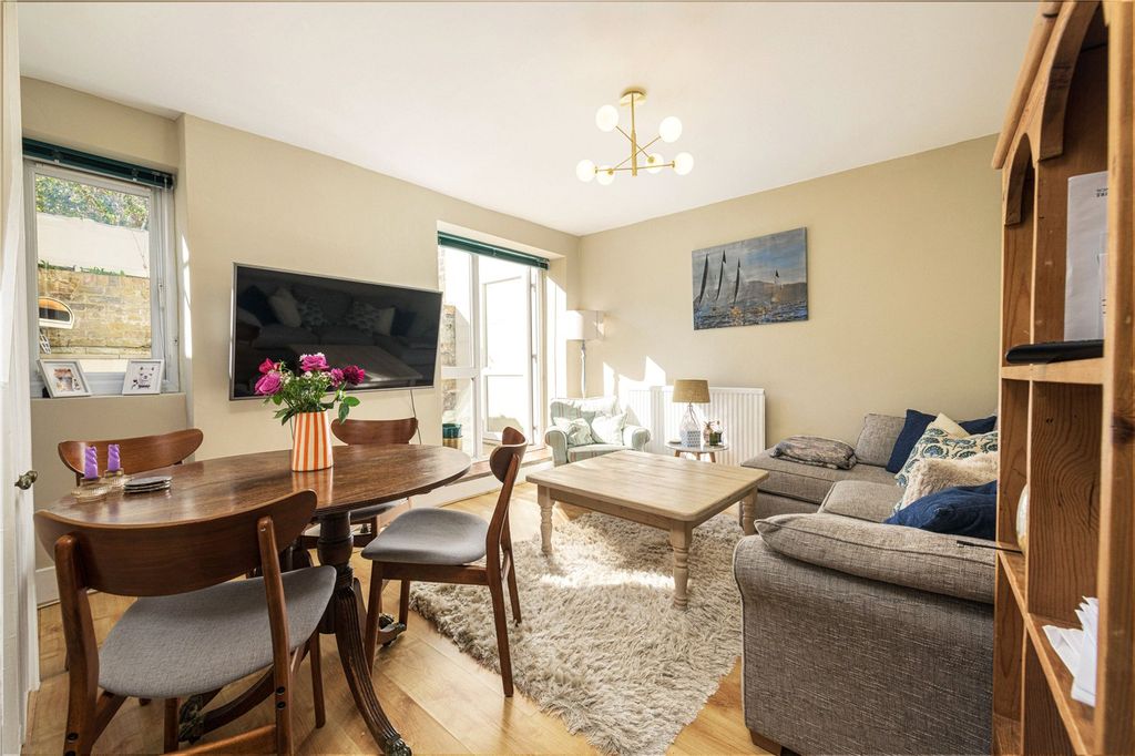 Property photo 1 of 9 Picture No. 07