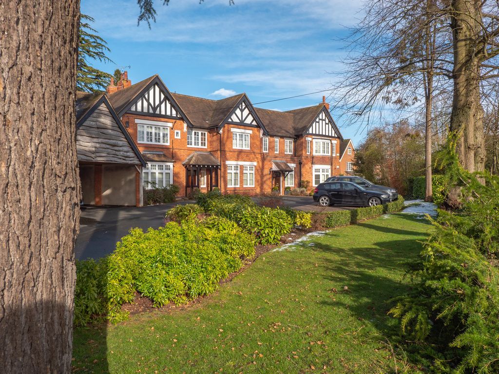 Property photo 1 of 23