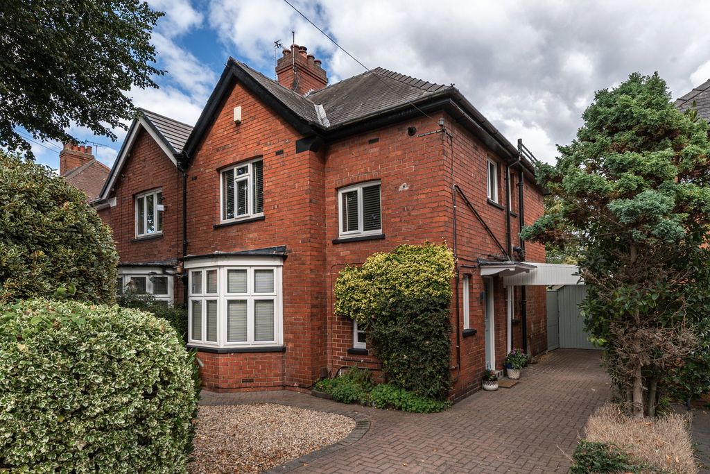 Property photo 1 of 38