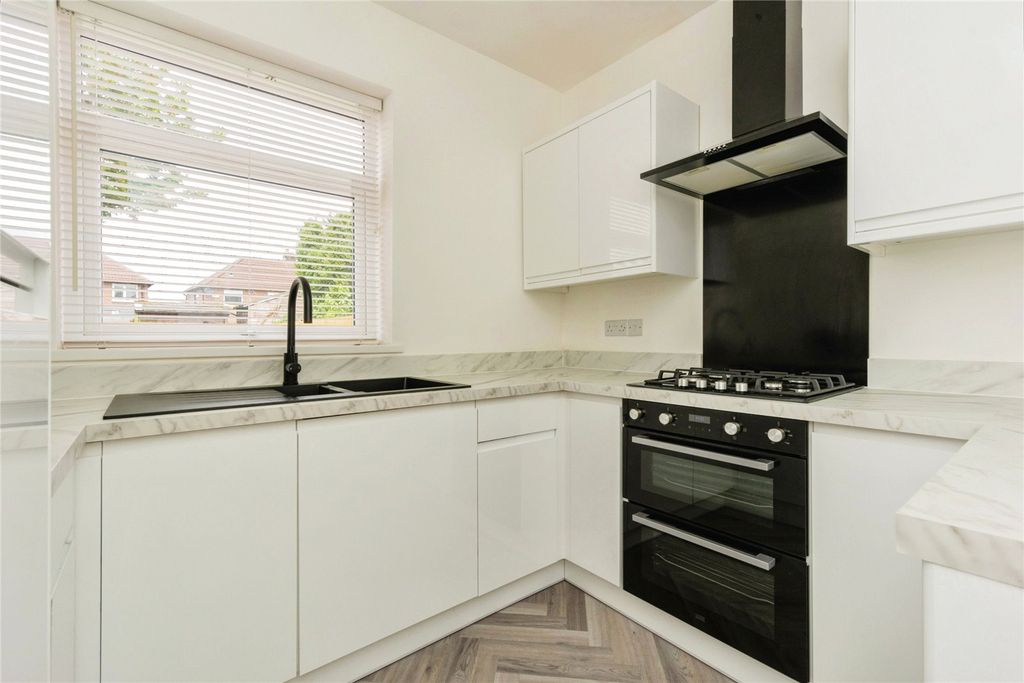 Property photo 3 of 17 Photography