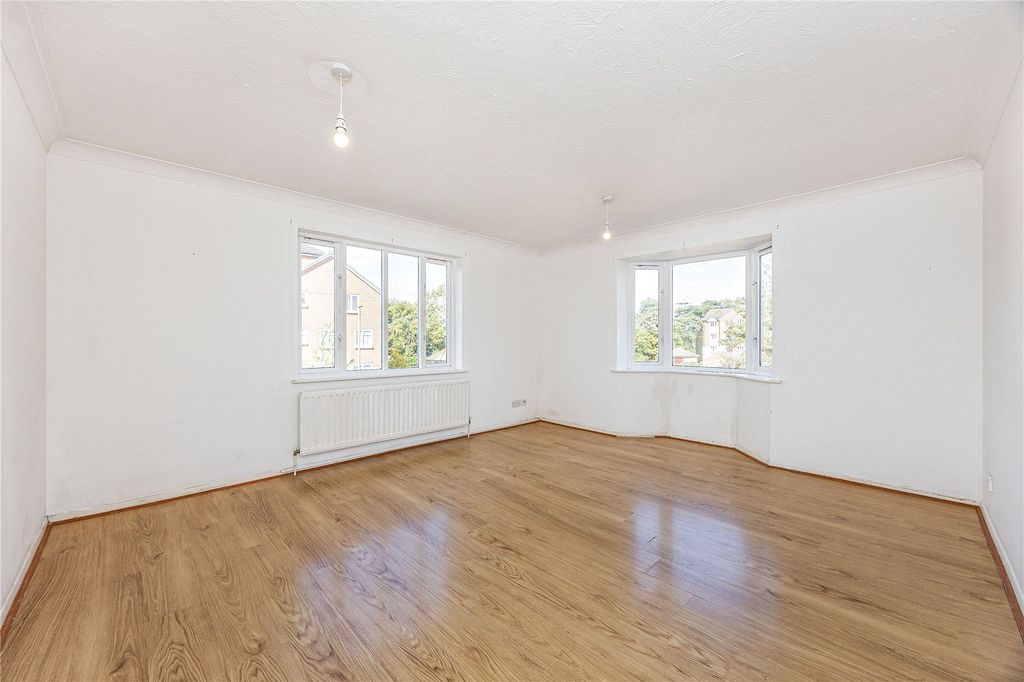 Property photo 2 of 10 Picture No. 01