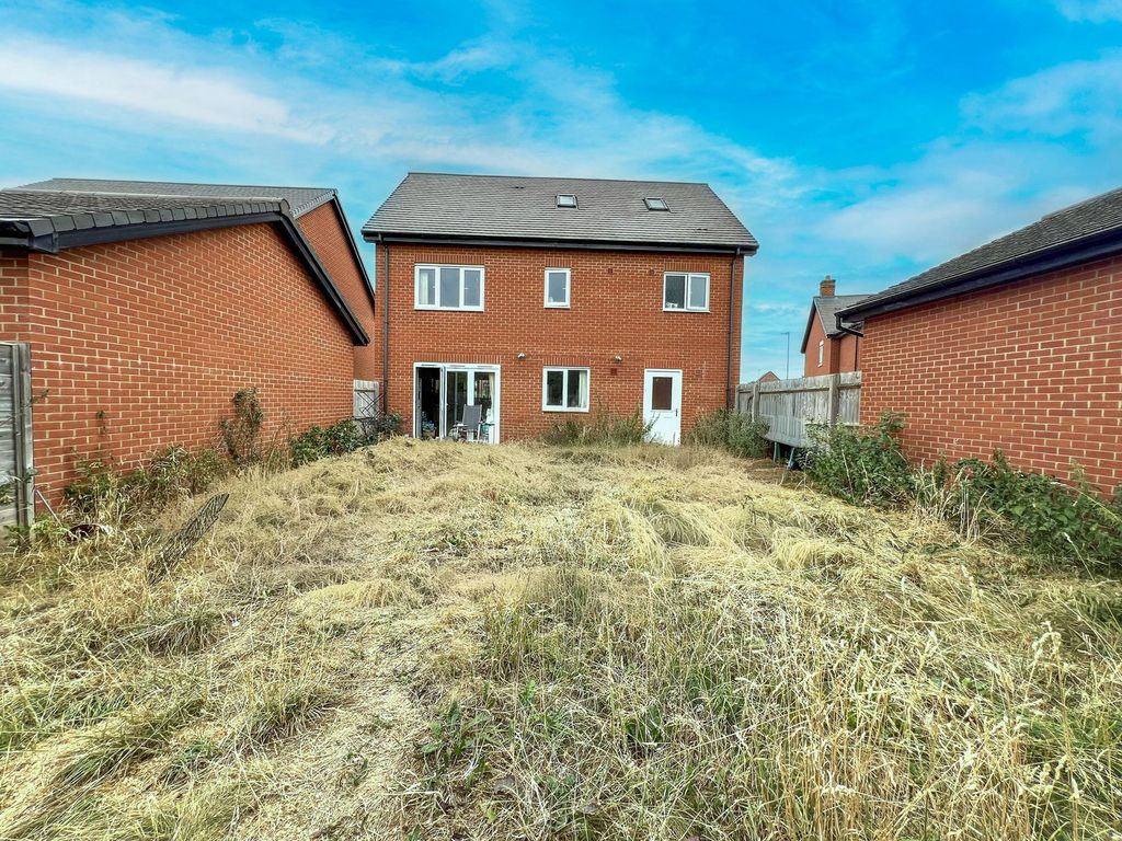 Property photo 2 of 7