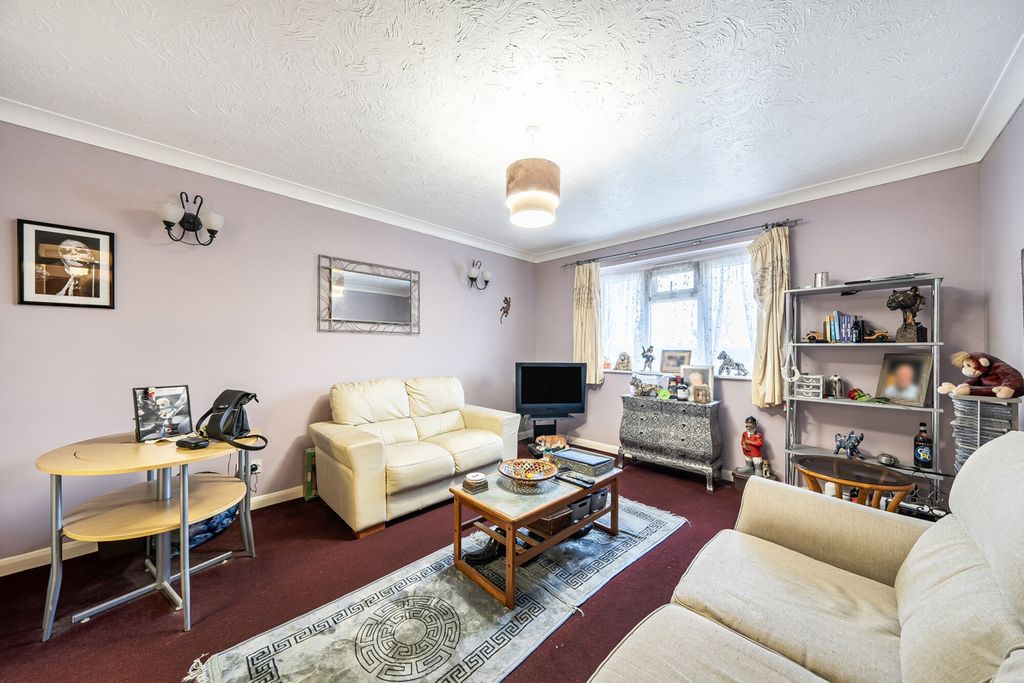 Property photo 3 of 11 1429831-9-69B8365...