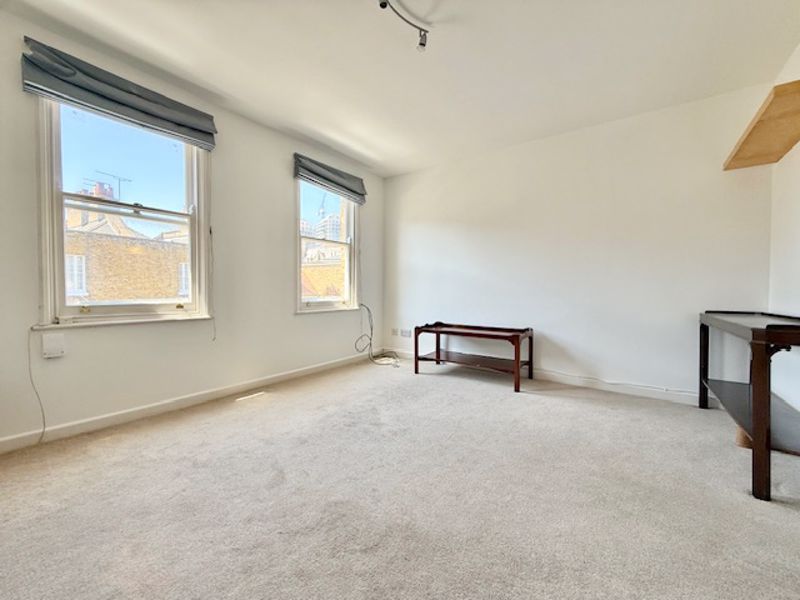 Property photo 3 of 12 Photo 1