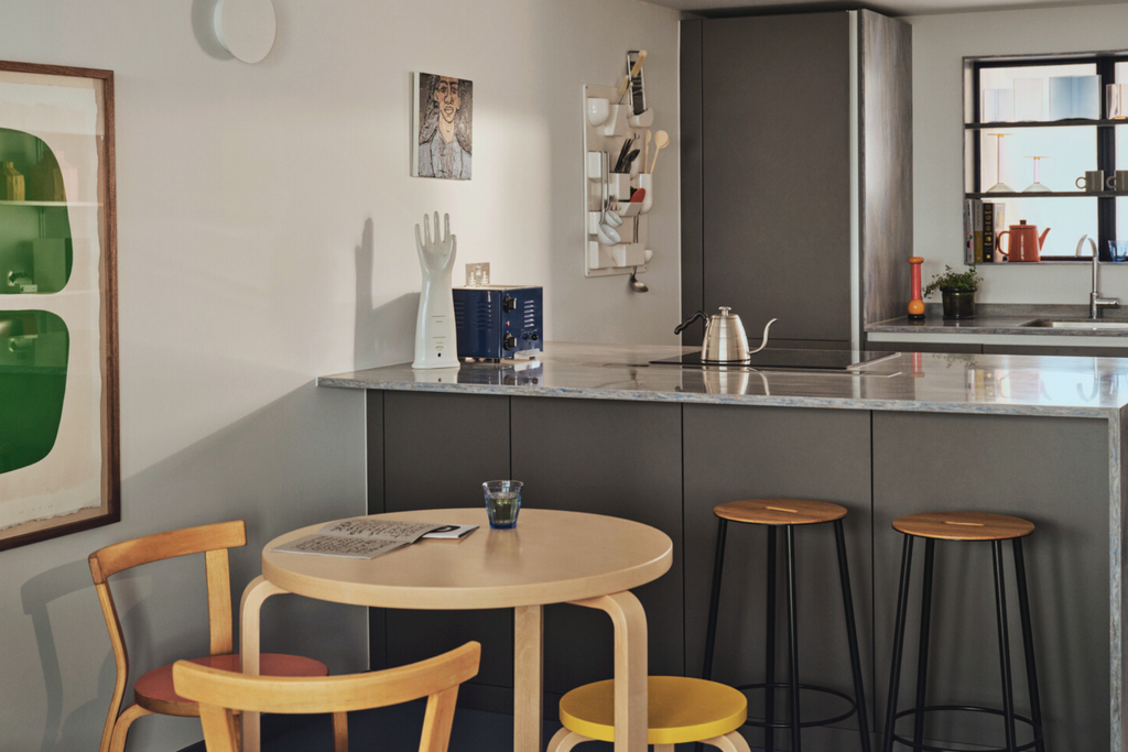 Property photo 2 of 27