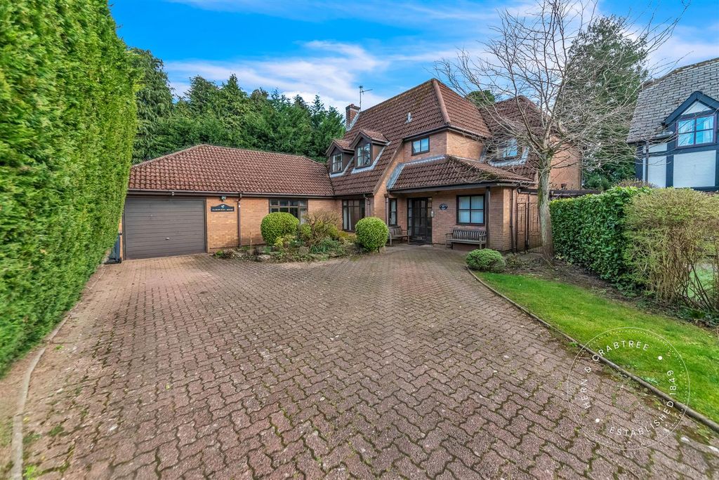 Property photo 1 of 34 Hardwicke-Court-32.Jpg