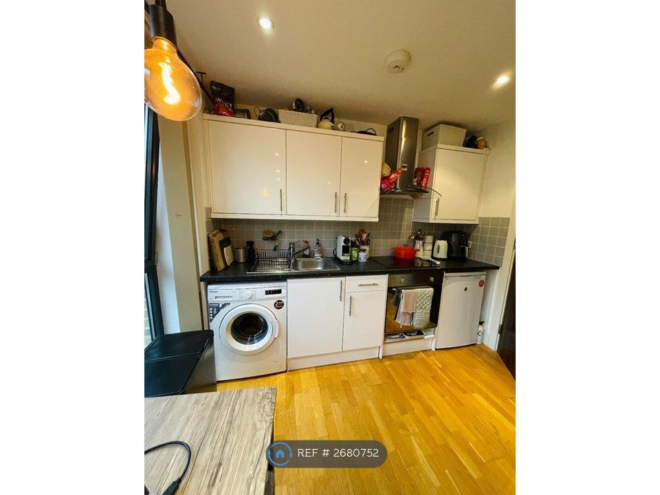 Property photo 2 of 5