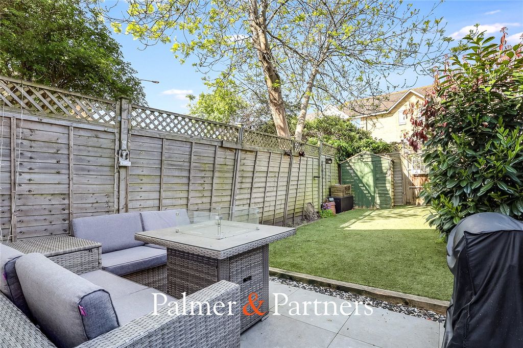 Property photo 3 of 17 Picture No. 01