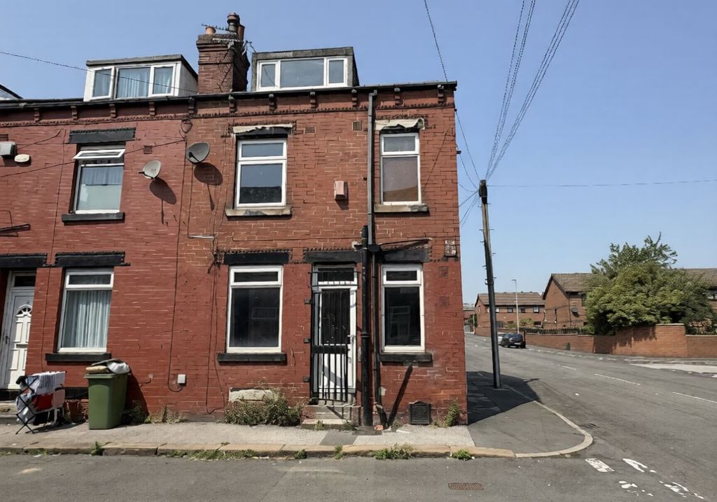 Property photo 1 of 1