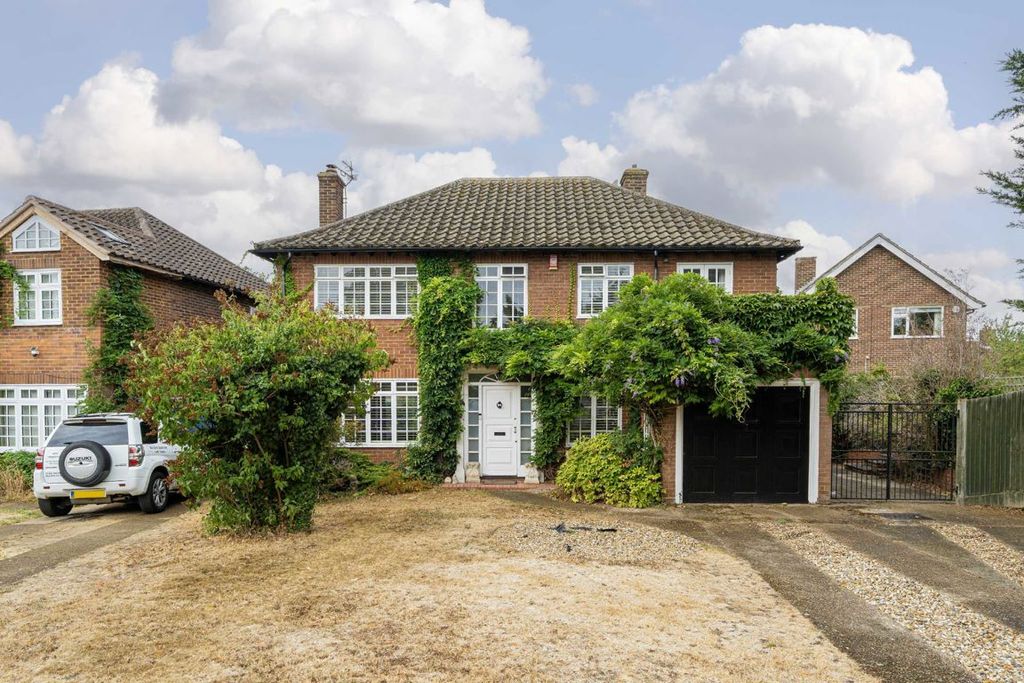 Property photo 1 of 11