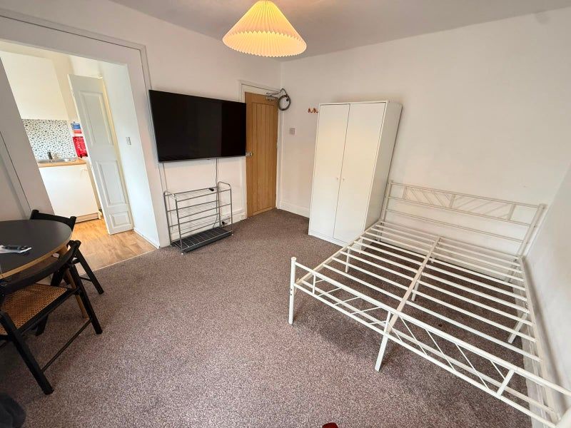 Property photo 2 of 3