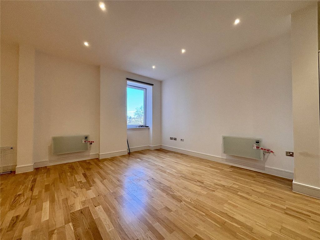 Property photo 3 of 7 Picture No. 03