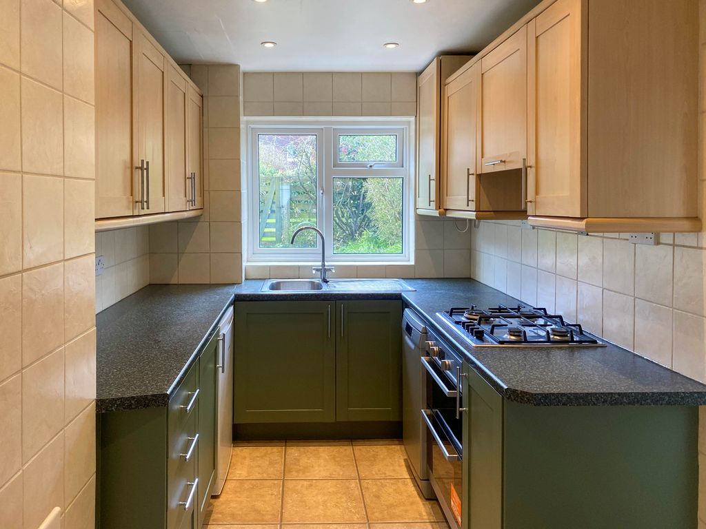 Property photo 2 of 22 Kitchen1