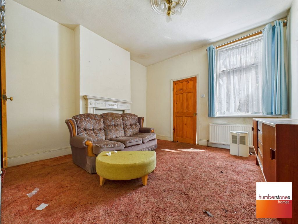 Property photo 3 of 8
