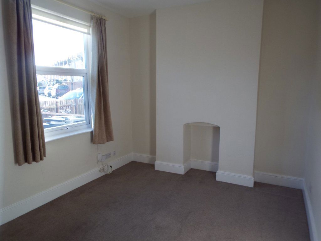 Property photo 3 of 8