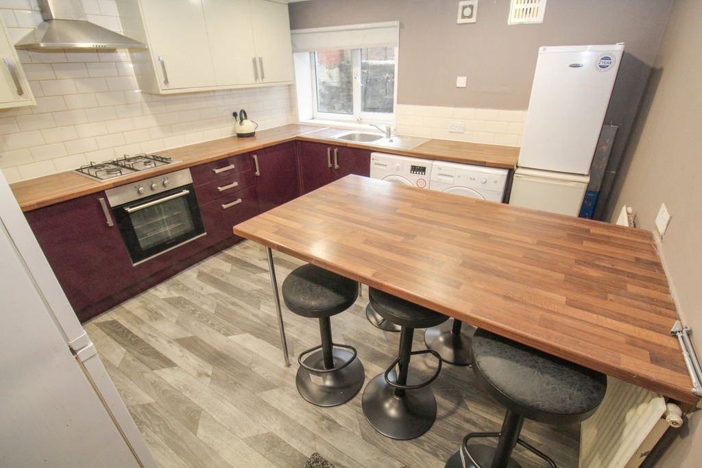 Property photo 2 of 10 Picture No. 02