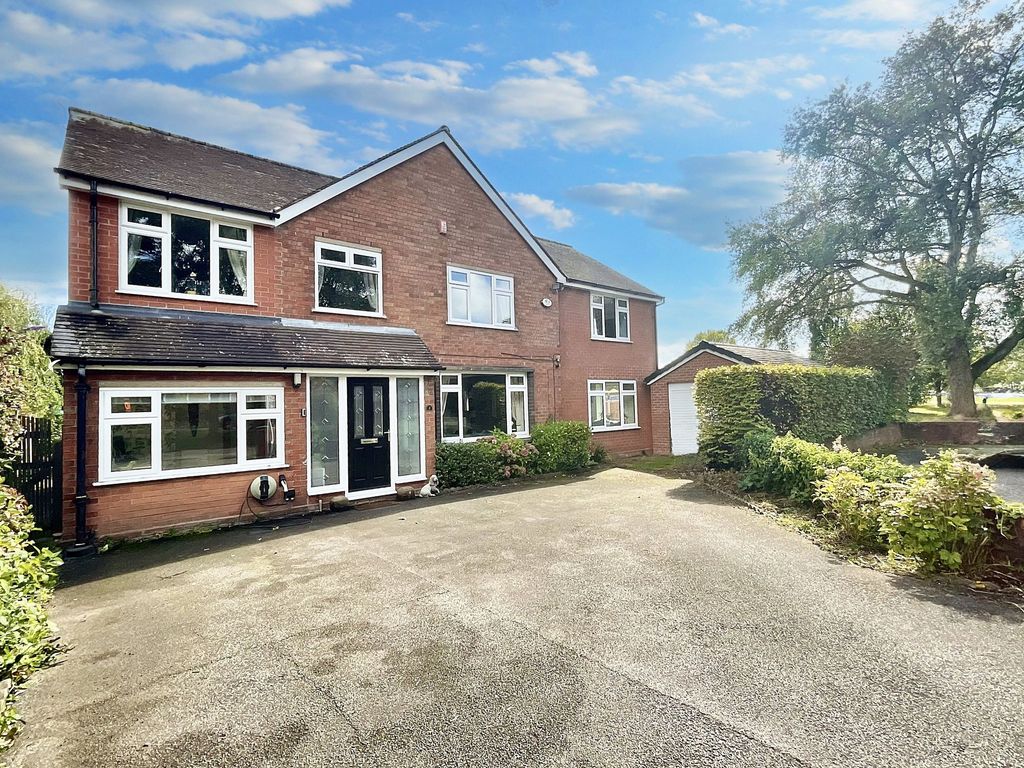 Property photo 1 of 31