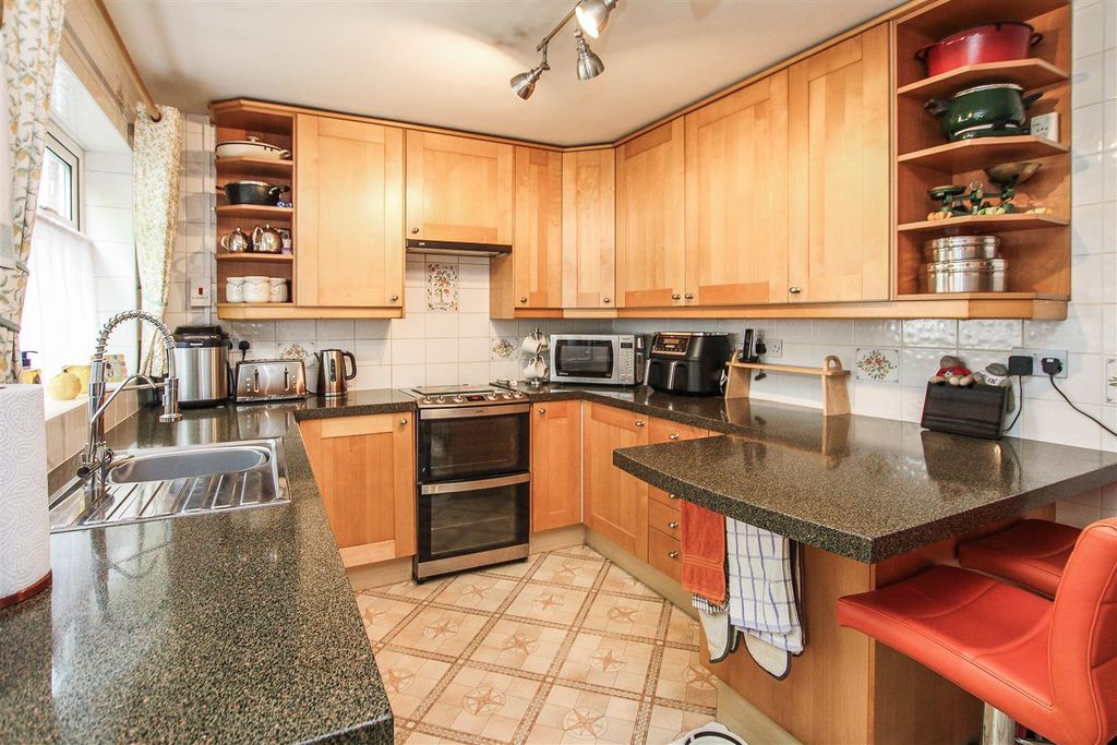 Property photo 3 of 22 Img_6170-2.Jpg