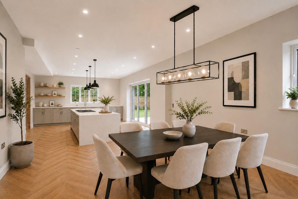 Property photo 2 of 19 Kitchen Diner.Png