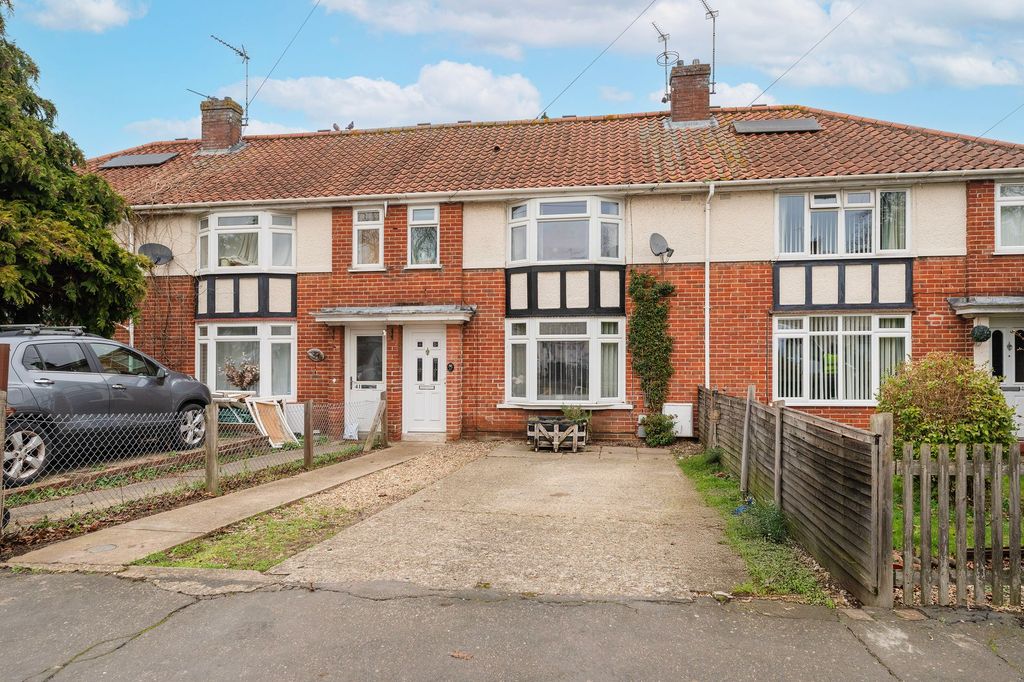 Property photo 1 of 16