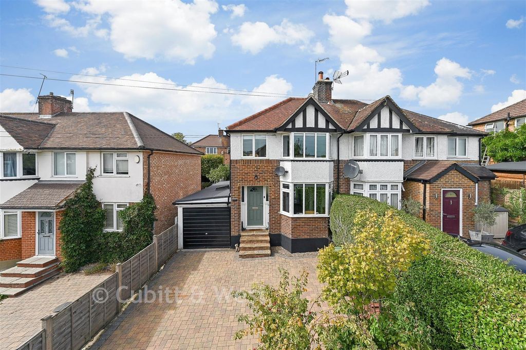 Property photo 2 of 18 External (Web)
