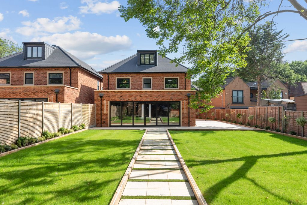 Additional image 20 of 5 bed detached house for saleThe Pipers Pipers Green Lane, Edgware HA8