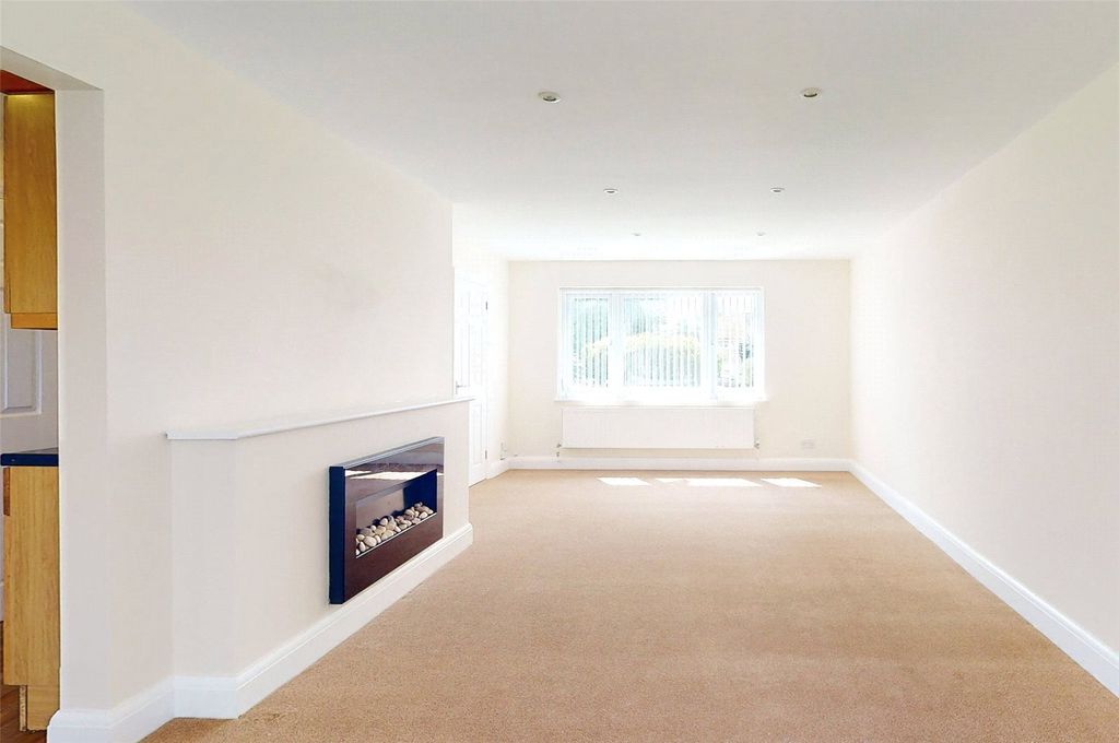 Property photo 2 of 21 Picture No. 06