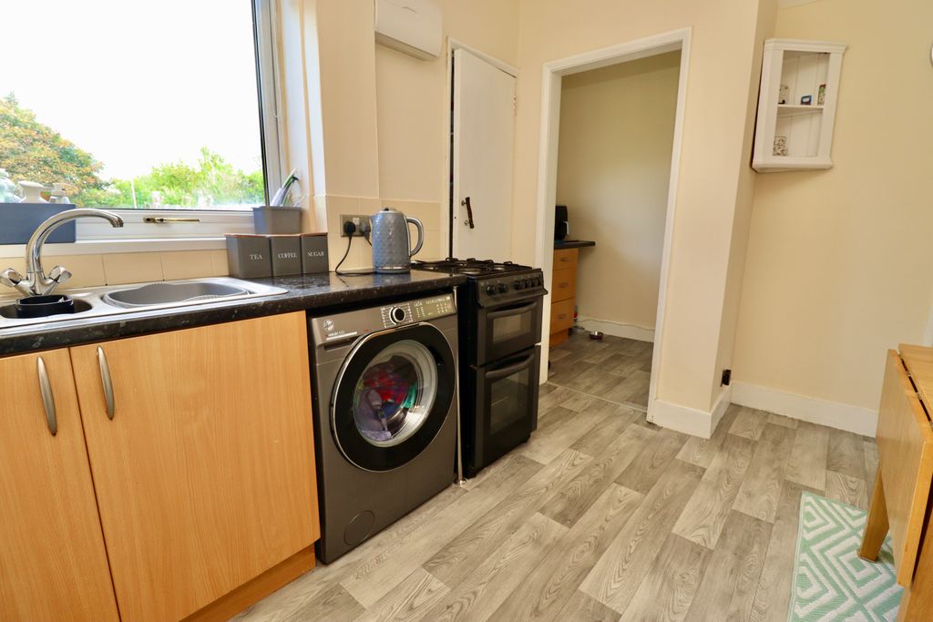 Property photo 2 of 15 Img_0719