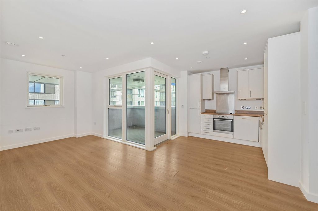 Property photo 1 of 12 46-17-Bessemer-Place - 1.Jpg