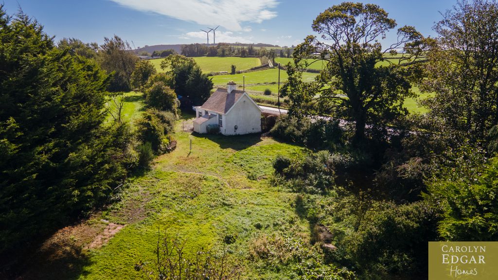 Property photo 2 of 33 009