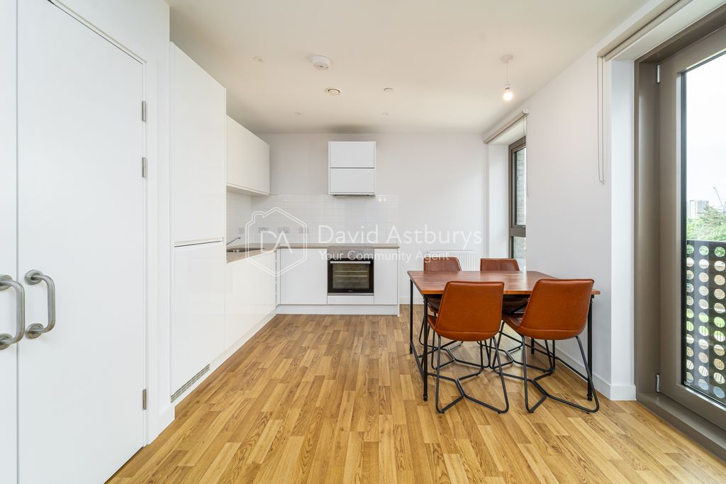 Property photo 2 of 8 Ndb09268-Edit