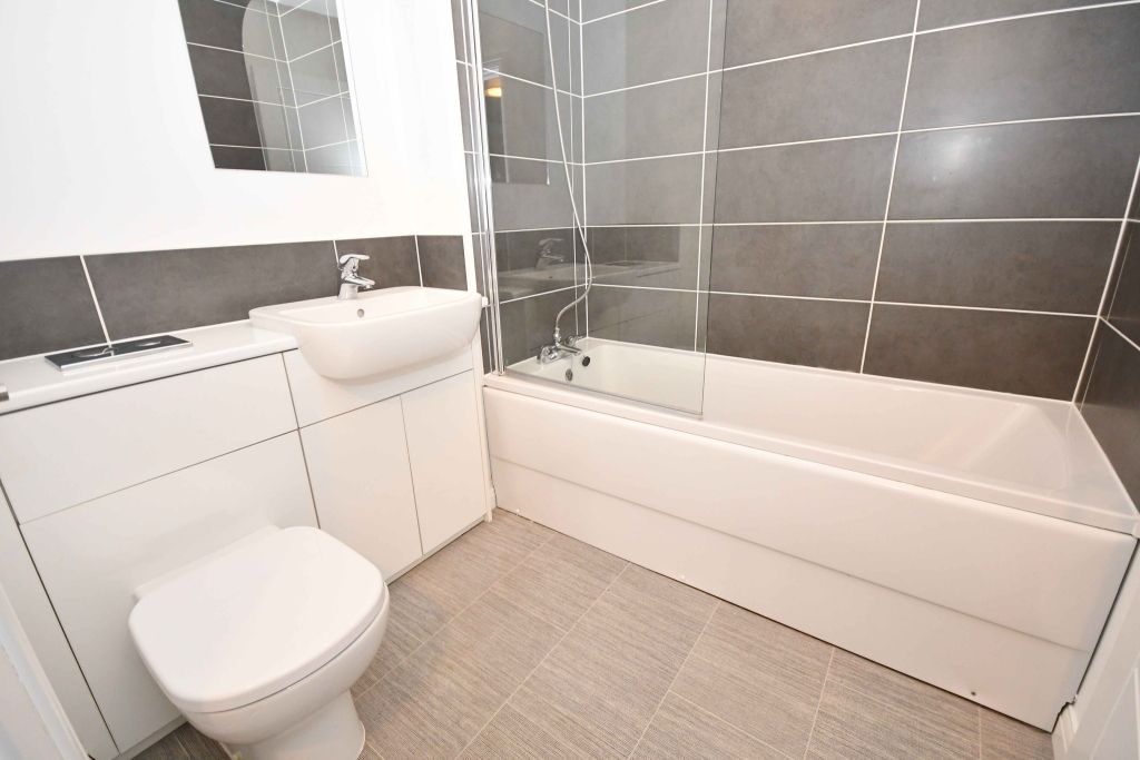 Property photo 3 of 11 Photo