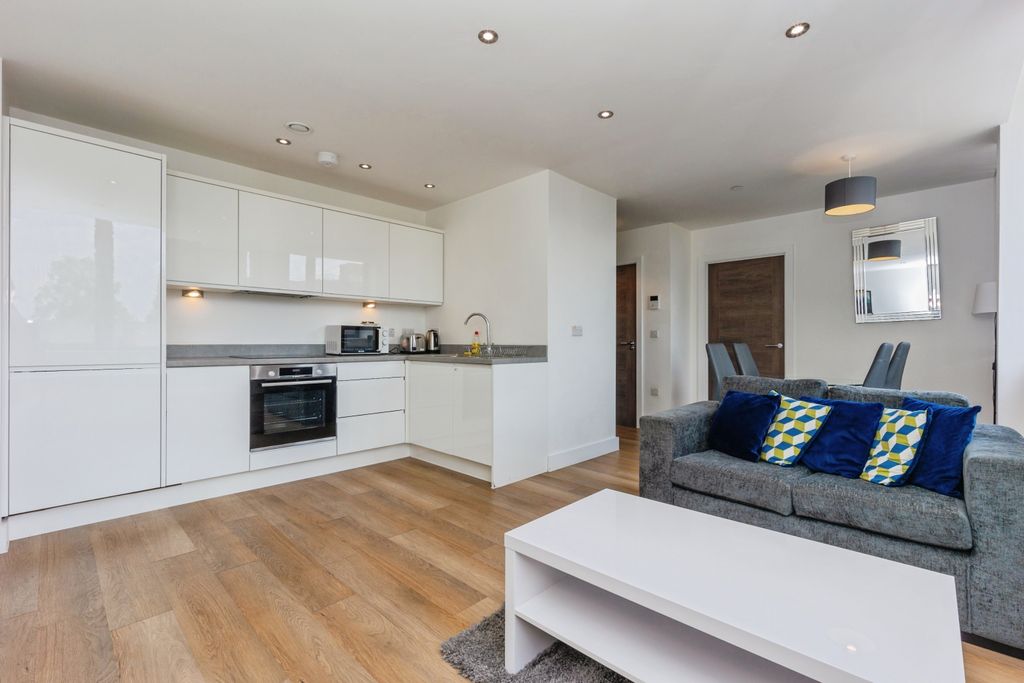 Property photo 2 of 15 Open Plan Living