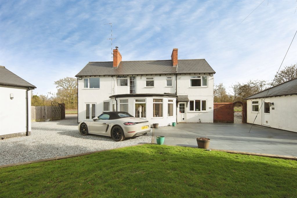 Property photo 1 of 28