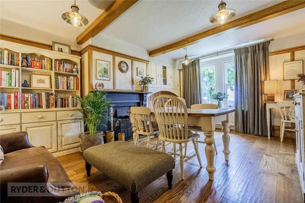 Property photo 3 of 44 Dining Room