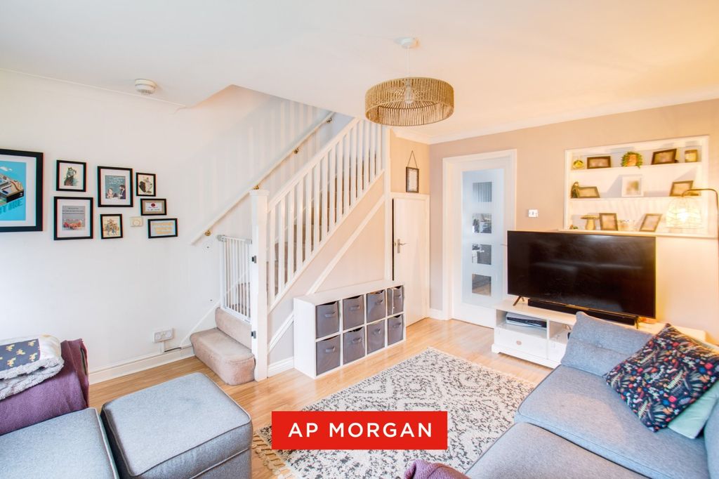 Property photo 2 of 14 Picture No. 40