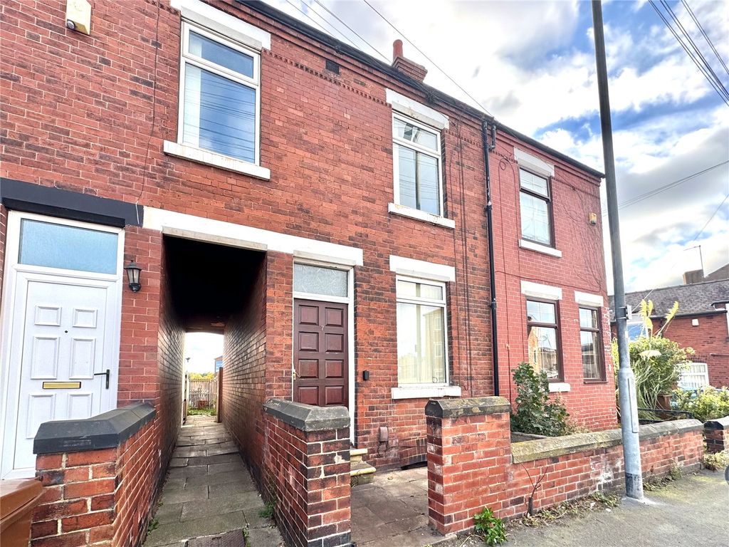 Property photo 1 of 6 Front