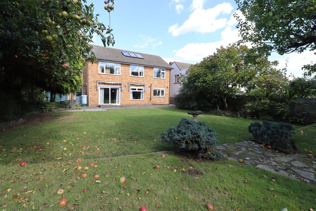 Property photo 3 of 16
