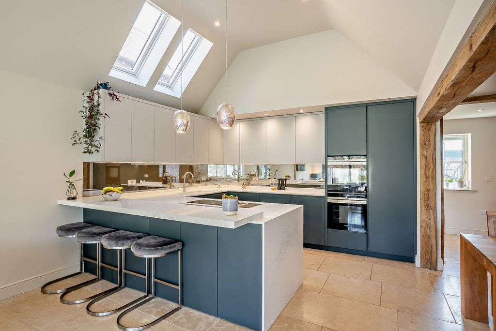 Property photo 2 of 17 Kitchen