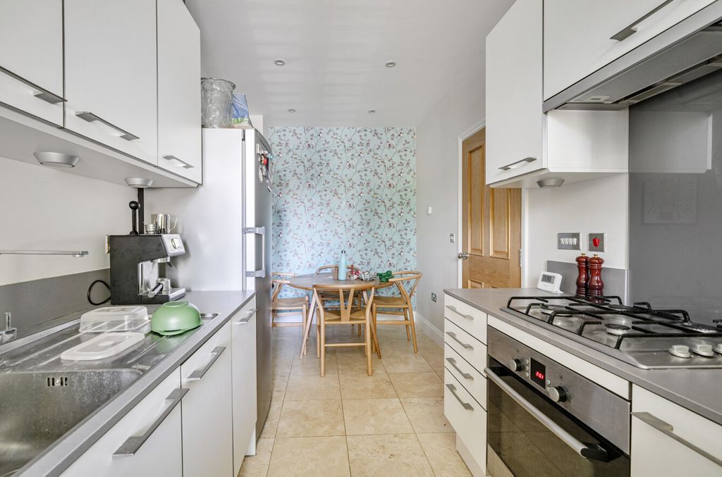 Property photo 3 of 11 1441828-17-69E79A...