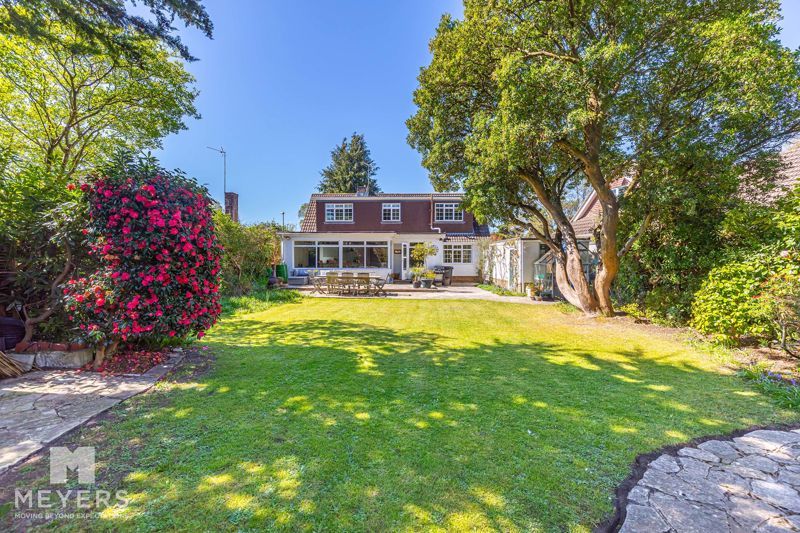 Property photo 1 of 19 Photo 10