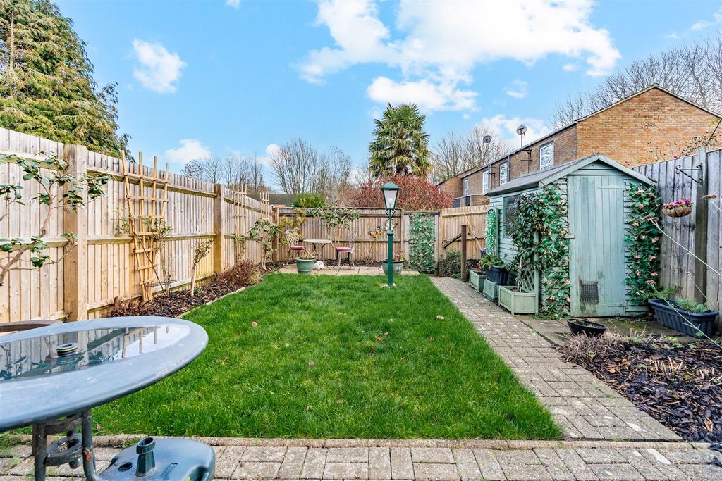 Property photo 3 of 15 43 Manor Forstal-Hr3.Jpg